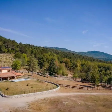 Holiday home Ucka Nature Park Mountain Hideway Robinson House Matic With Pool *
