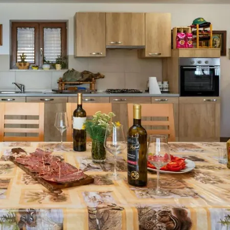 Ucka Nature Park Mountain Hideway Robinson House Matic With Pool Holiday home *