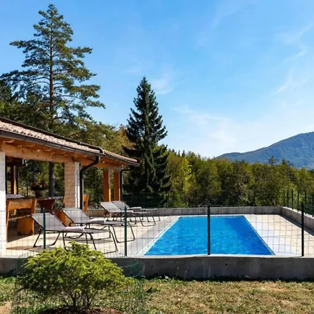 Ucka Nature Park Mountain Hideway Robinson House Matic With Pool Holiday home *
